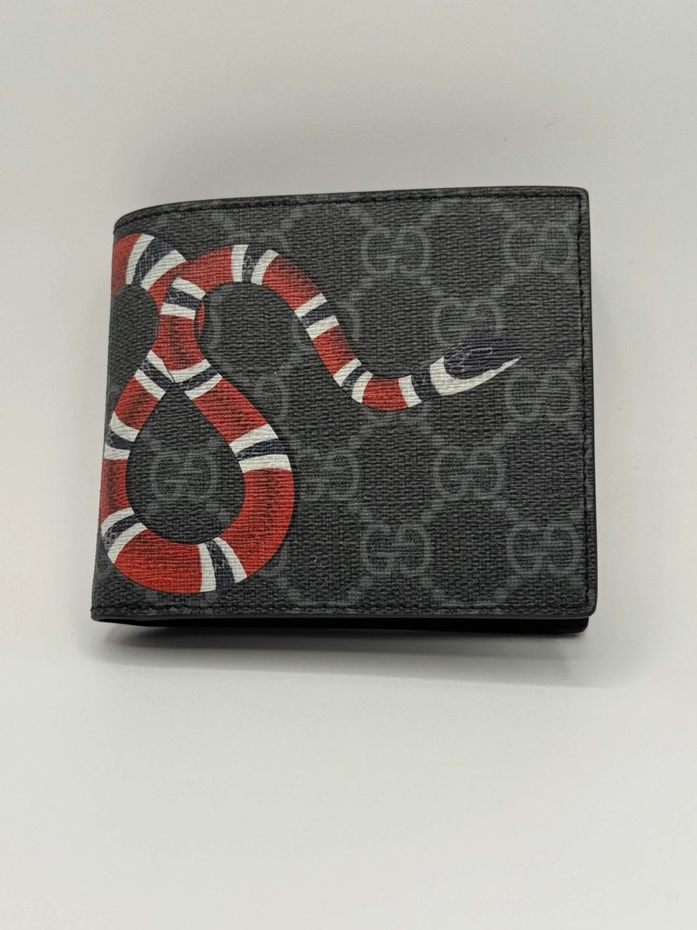 Gucci Gray GG Supreme Wallet with Red & White Snake - Picture 3 of 6